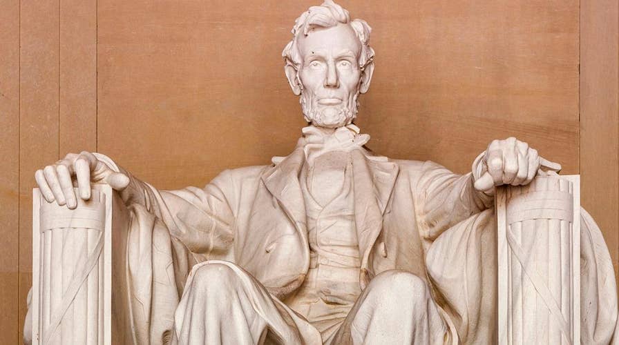 Lincoln Memorial vandalized again, police say 