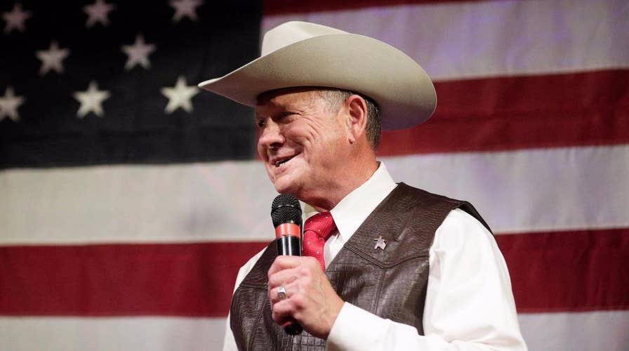 Roy Moore defeats Luther Strange in Alabama Senate runoff