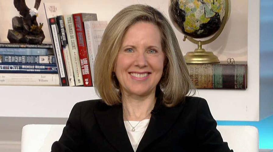 Op-ed: Kneeling ignores real cause of surging black homicide