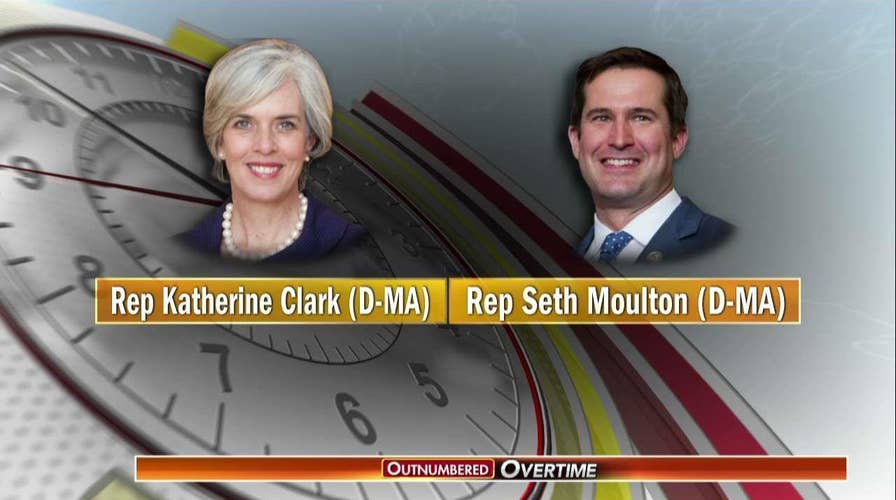 Democratic Reps Boycott Moment of Silence for Las Vegas Vict