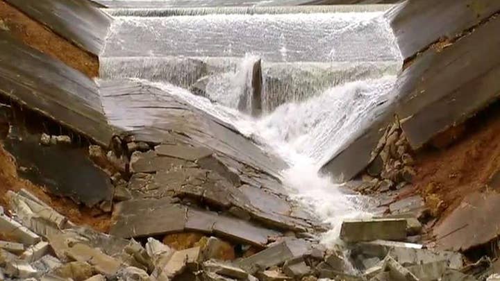 Army engineers race to prevent dam collapse in Puerto Rico