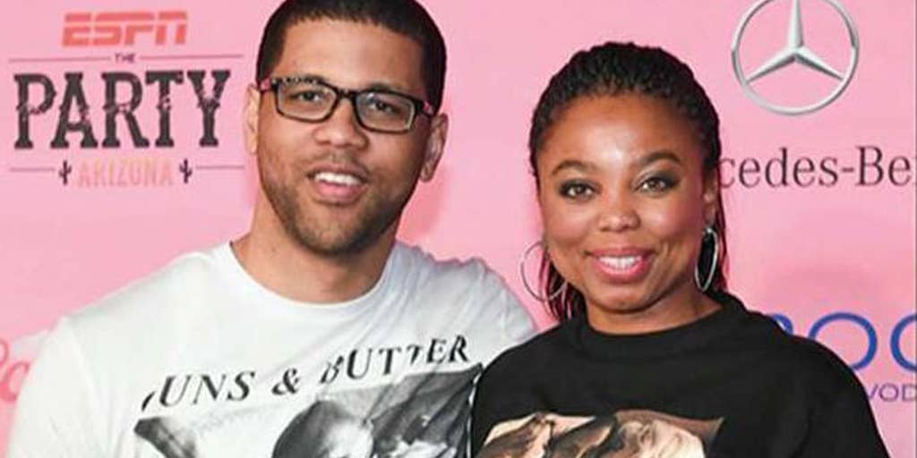 ESPN suspends Jemele Hill after controversial remarks | Fox News Video