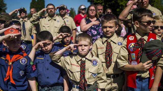 Boy Scouts to include girls in some programs