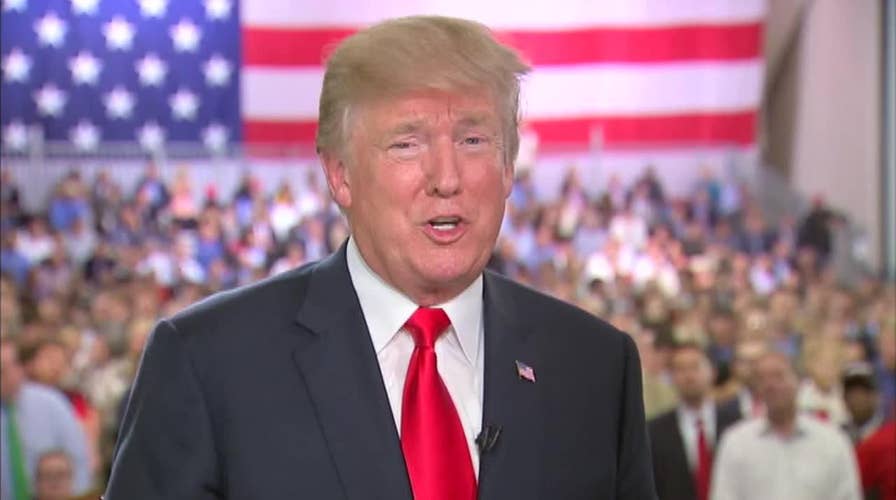 Donald Trump Talks Russia With Sean Hannity