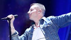 Macklemore leads crowd chanting 'F--k Donald Trump' at Arizona concert