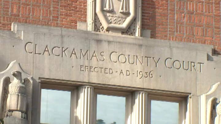 Deputies allegedly use courthouse for nude photoshoot