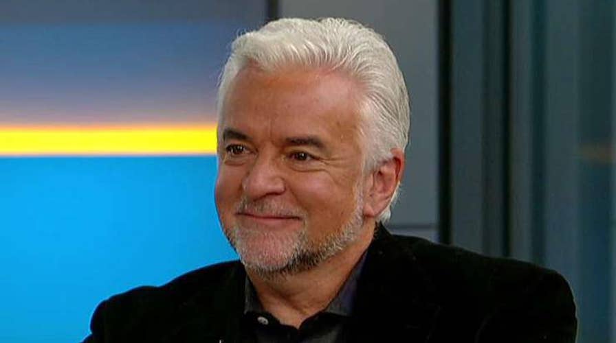 John O'Hurley talks being a Trump supporter in Hollywood