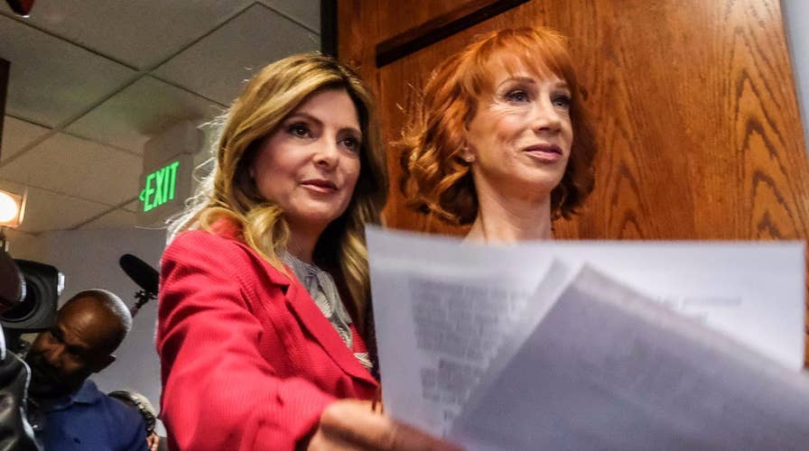 Kathy Griffin attacks lawyer Lisa Bloom on Twitter