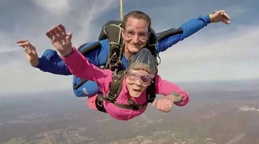 94-year-old celebrates birthday with skydive