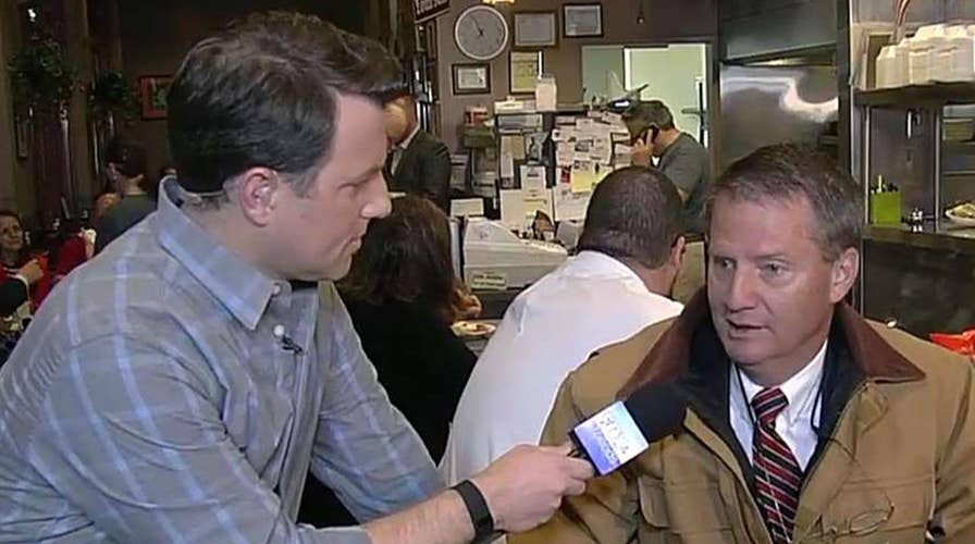 Breakfast with 'Friends': Dishing out politics in Tennessee