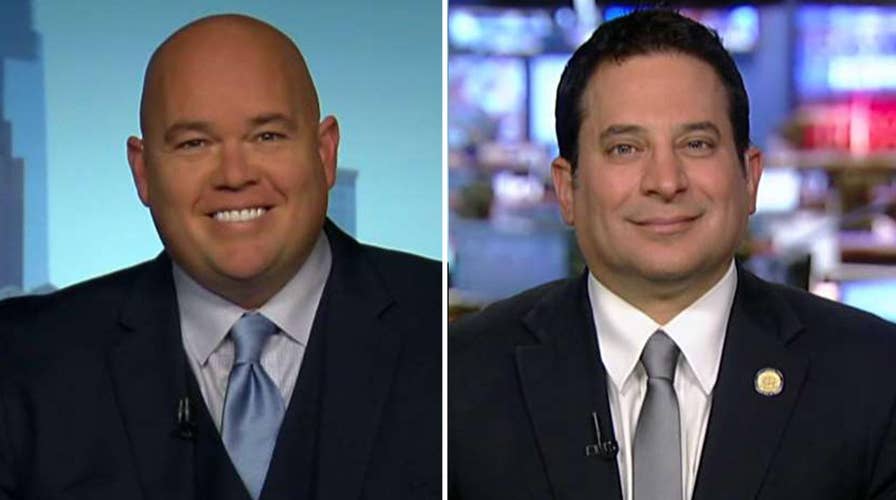 Do Democrats need to unite more behind a vision?