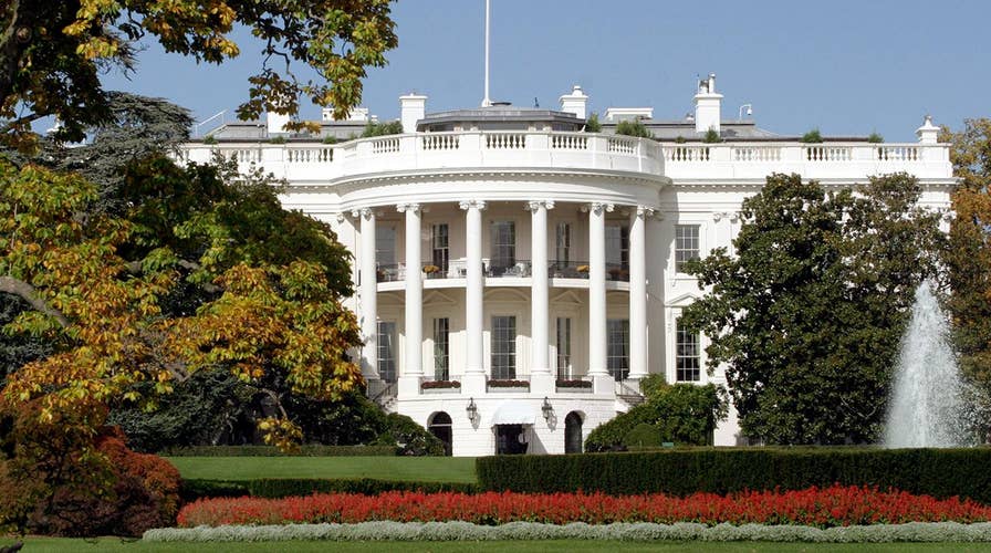 Man arrested for threat to 'kill all white police' at WH