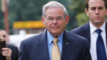 Menendez trial juror predicts hung jury, claims senator 'did nothing wrong'