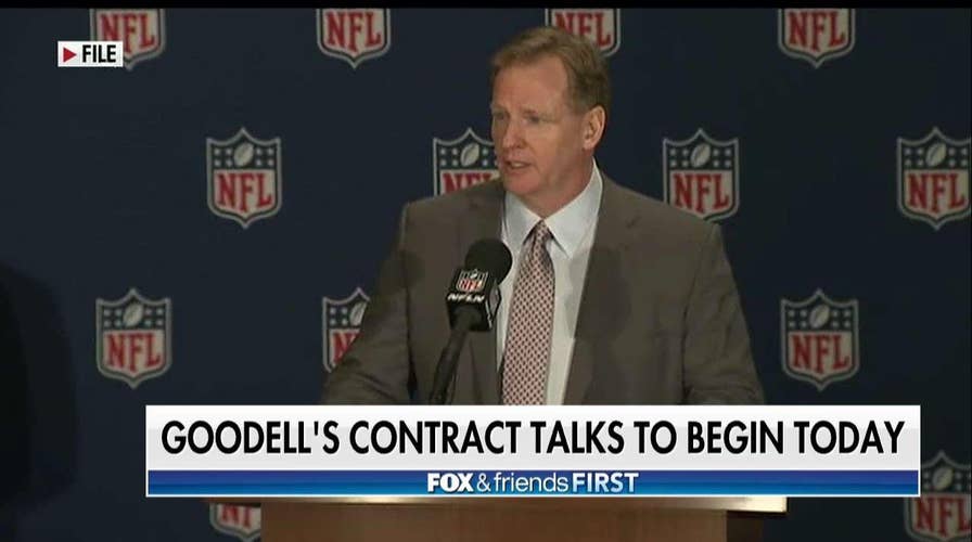 Report: Roger Goodell Wants Nearly $50 Million Yearly & Lifetime Use of a Private Jet