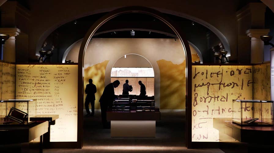 Museum of the Bible opens in DC