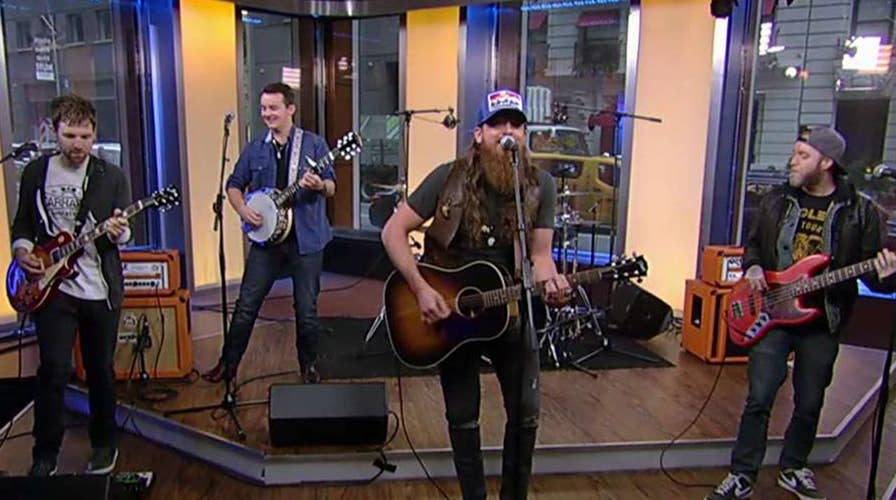 Tim Montana and the Shrednecks perform 'Hillbilly Rich'