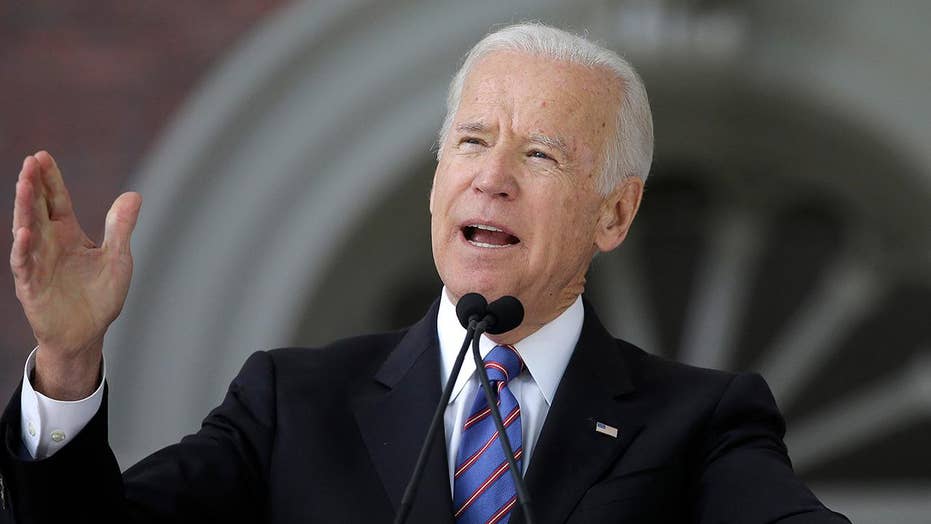 Photo Of Biden Talking To Homeless Man Goes Viral Report Fox News