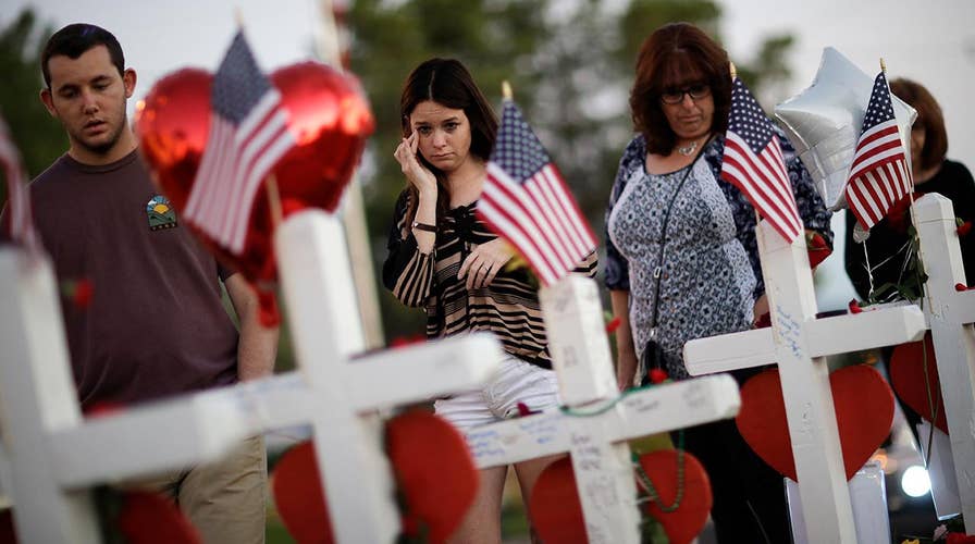 Las Vegas shooting survivors search for answers