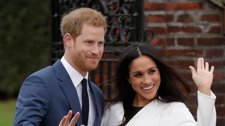 Prince Harry, Meghan Markle's engagement photo call