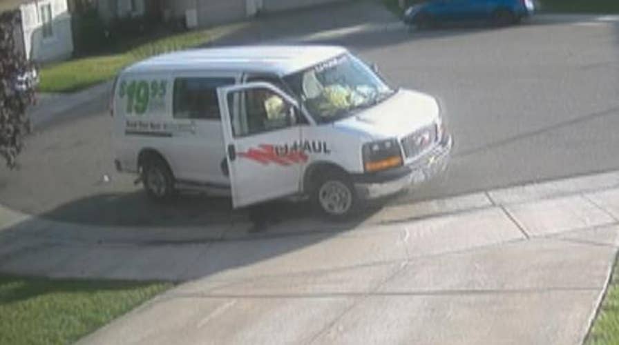 Amazon delivery driver defecates in gutter in front of house
