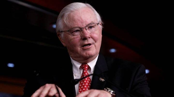 Voter shares Rep. Joe Barton’s lewd Facebook messages