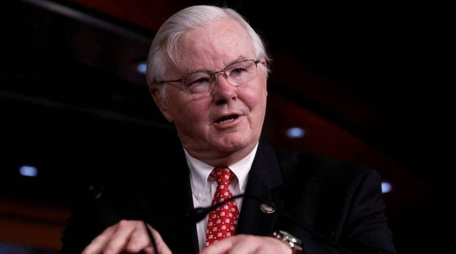 Voter shares Rep. Joe Barton’s lewd Facebook messages
