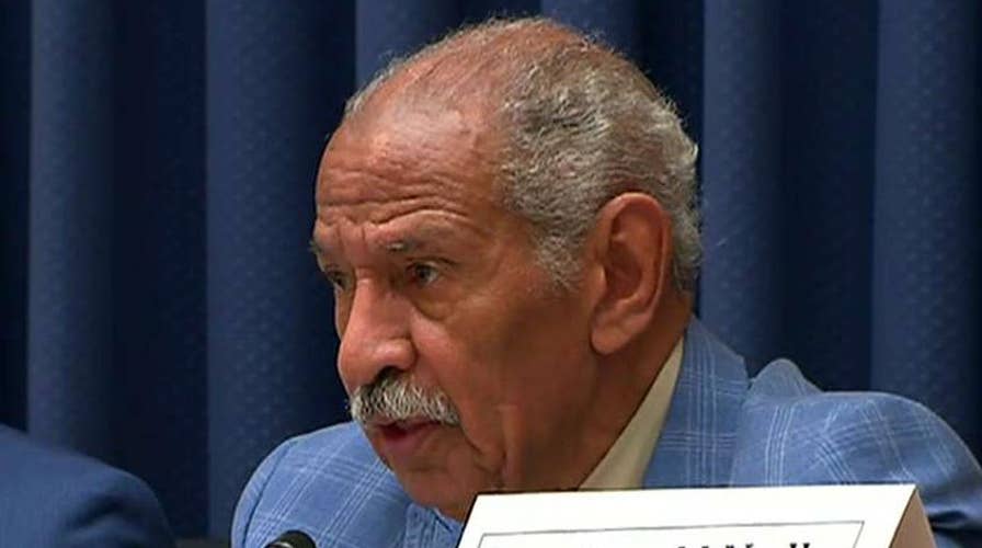 Conyers announces retirement, endorses son to replace him