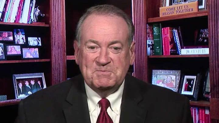 Mike Huckabee: Chelsea Handler 'jealous' of my daughter