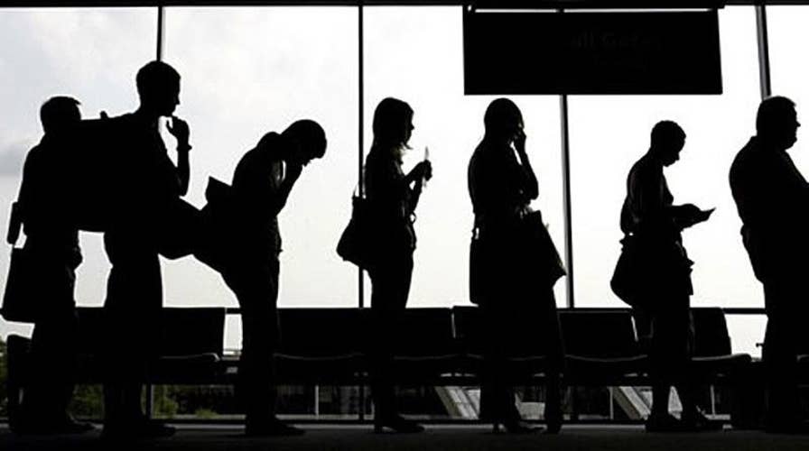 Airlines project record number of holiday season passengers