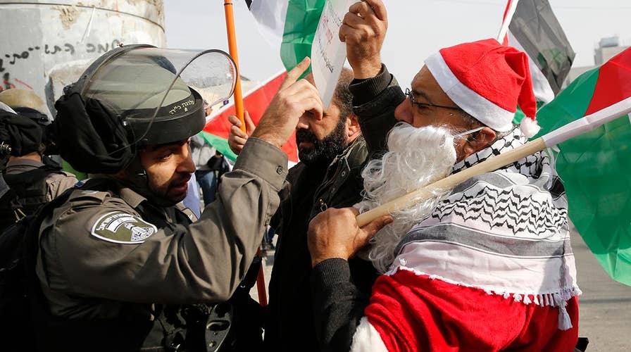 Palestinian protesters, Israeli troops clash in Bethlehem