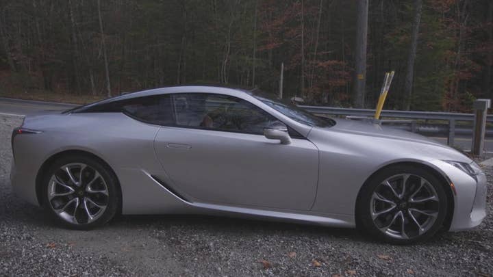 2017 Lexus LC500 review