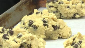 Pittsburgh bakery has been sending free cookies to overseas soldiers for 20 years