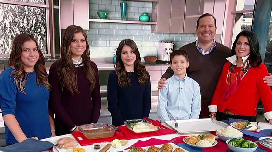 Cooking with 'Friends': Cortes party chicken