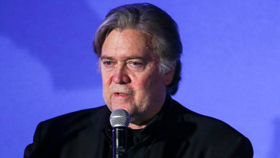 steve bannon steps down