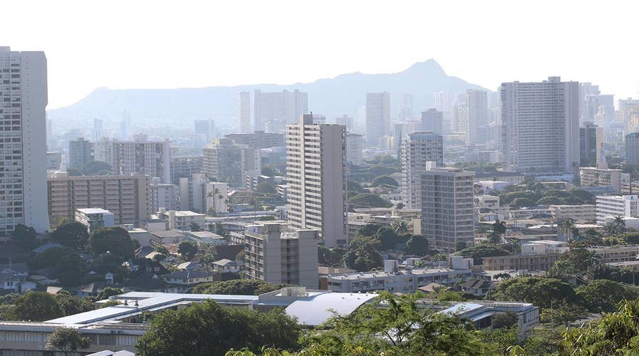 Tourist in Hawaii describes panic caused by false alarm