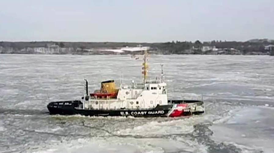 Deep freeze brings ice jams on the Hudson River