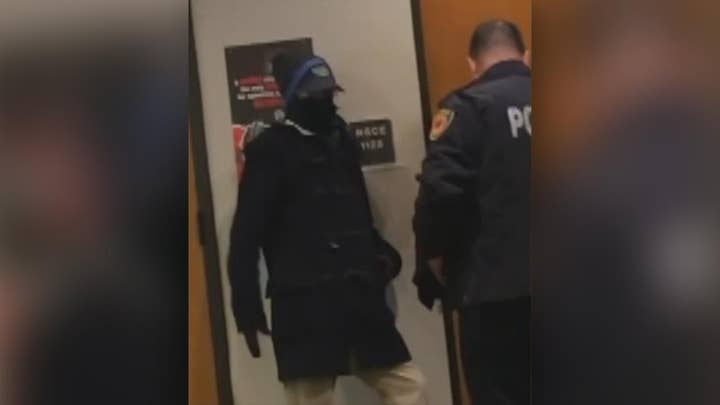 Students leave class, call cops over prof's unusual behavior