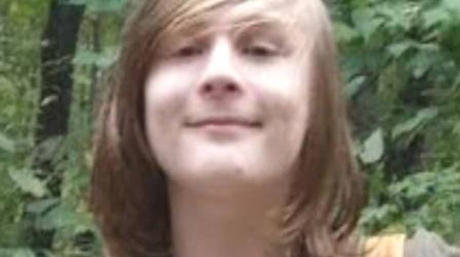 Teen shot in courtroom after altercation with family, deputy