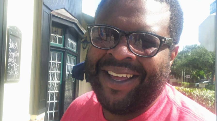 Shep Smith pays tribute to Bryan Sterling