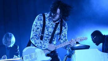 Jack White bans smartphones from concerts