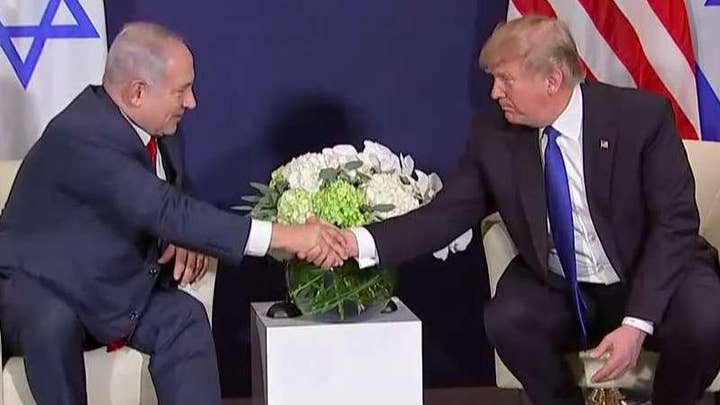 Netanyahu praises Trump's leadership in Davos meeting