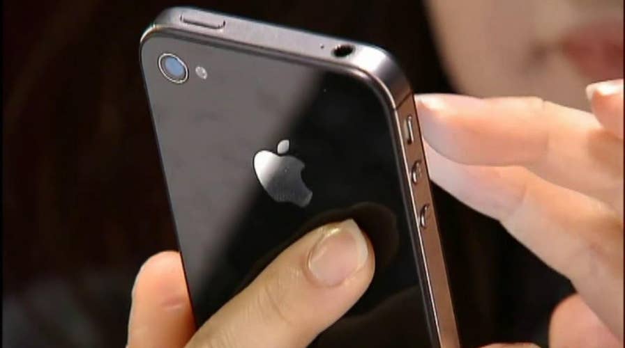 Apple announces fix for iPhone battery throttling