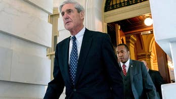 Mueller team seeks delay in Flynn sentencing