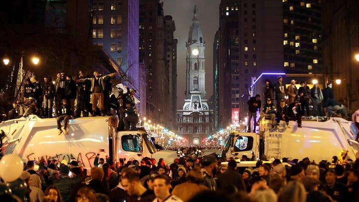 Eagles fans storm city after Super Bowl win