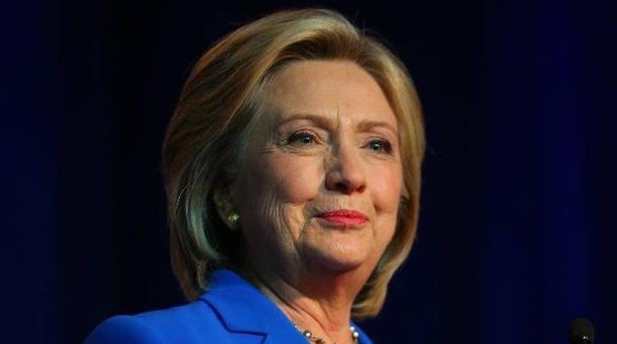Memo: Clinton associates fed info to Trump dossier author