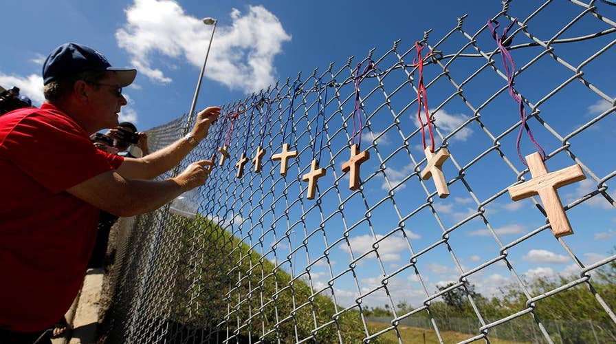 Gun debate takes center stage after Parkland shooting