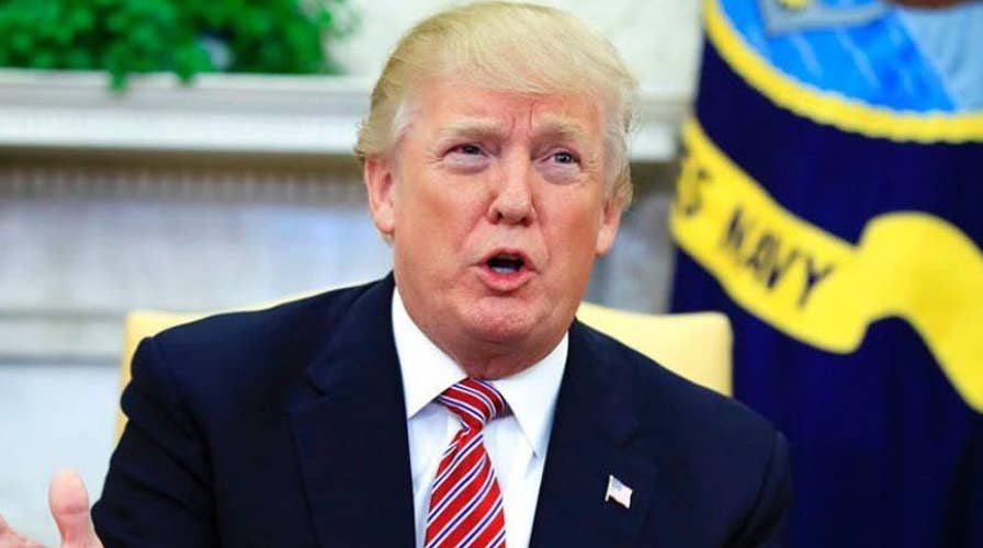 Trump slams Democrats as immigration reform bills fail