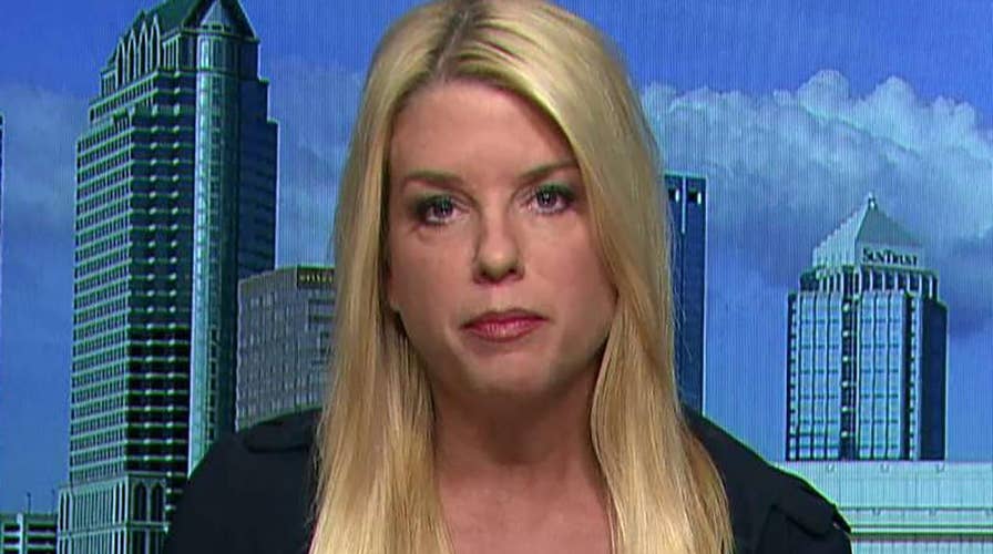 Pam Bondi on school shooting: Warnings signs were everywhere