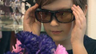 Glasses allow color blind to see the world in new light - Fox News
