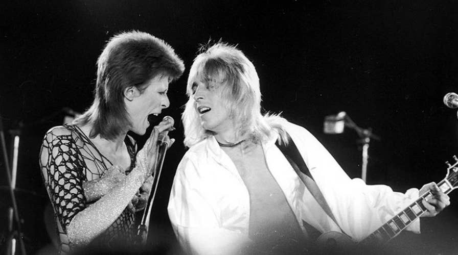 David Bowie struggled to tell story of guitarist Mick Ronson